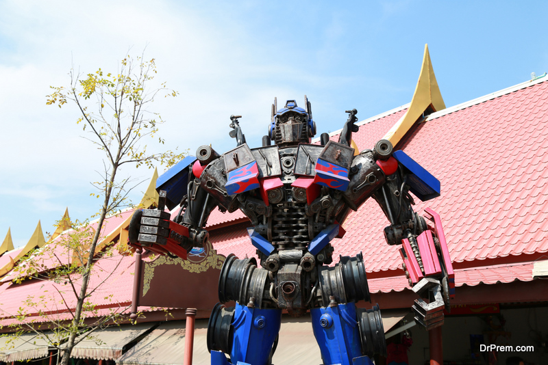 Gigantic Optimus Prime made from junk auto parts