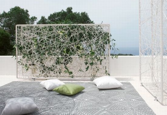 green wall horizontal2
