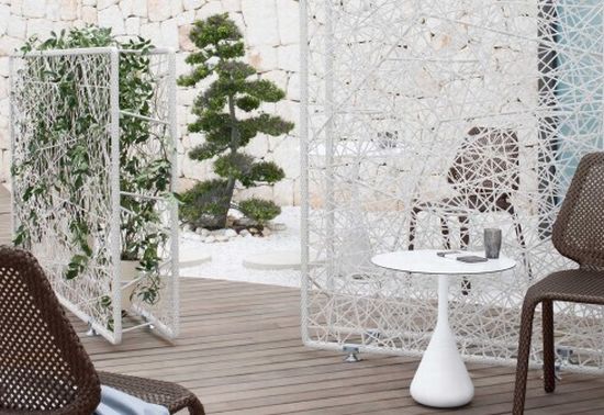 green wall horizontal3