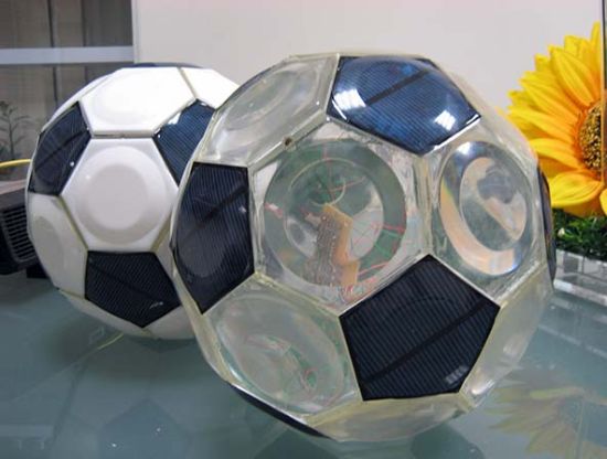 greendix solar powered football