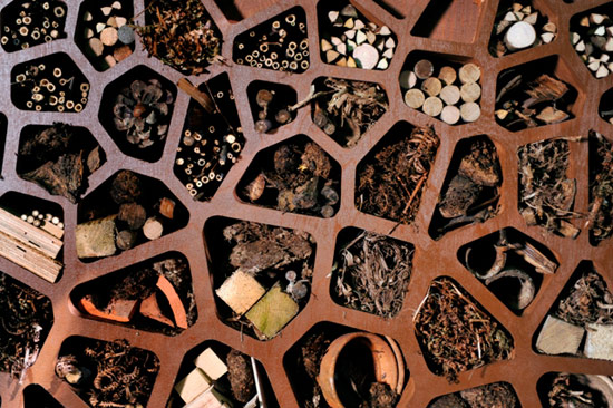 insect hotel 1