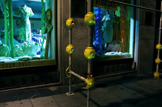 luzinterruptus urban nest light art installation 1