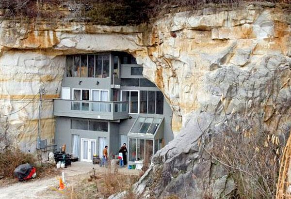 Modern Cave House Missouri