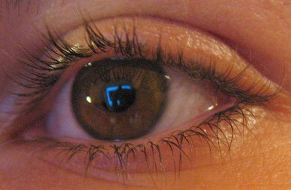 Photovoltaic eye implants