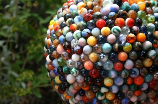 reclaimed marble garden ball2