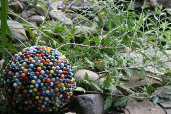 reclaimed marble garden ball3