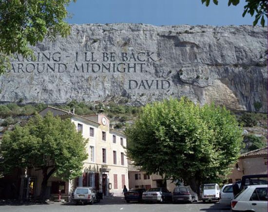 rocky messages by wim delvoye