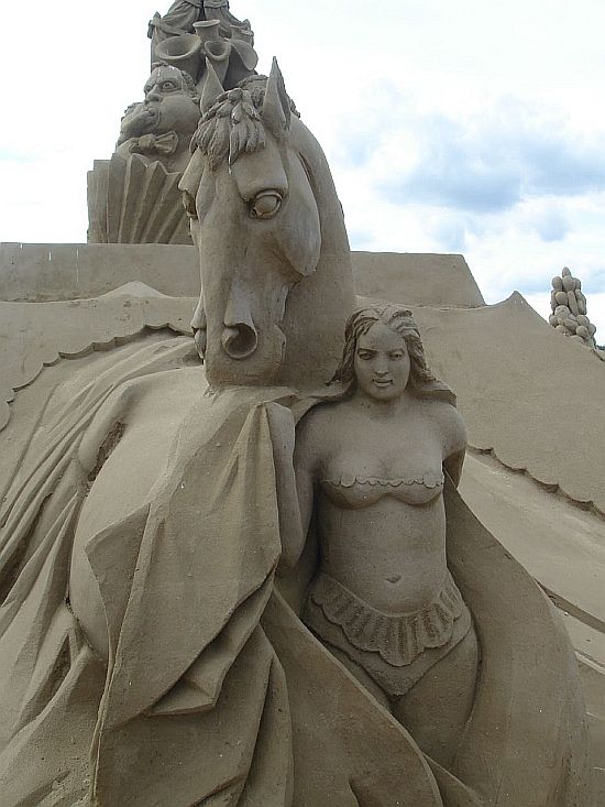 sand sculpture 24