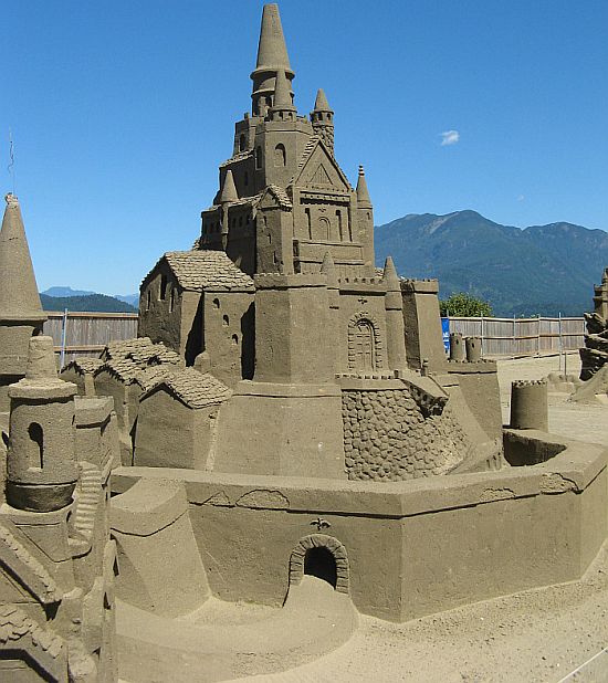 sand sculpture 8