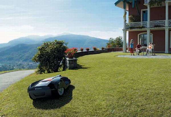 Solar-powered lawn mower robot