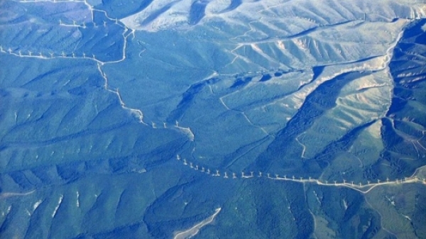 Spain-speeding up on wind power