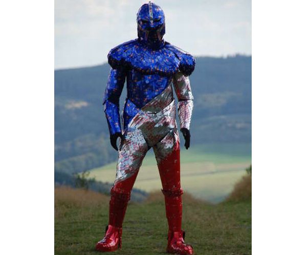 Superhero suit from recycled cans