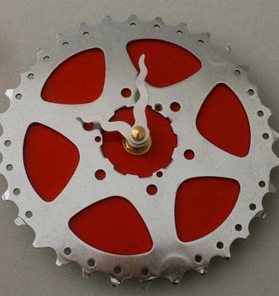 upcycled bike gear clock 1