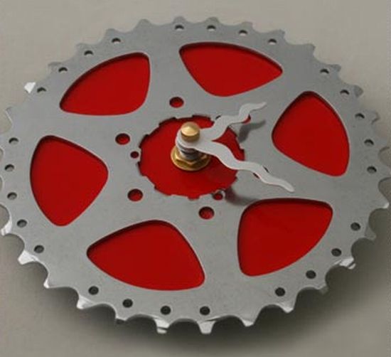 upcycled bike gear clock 3