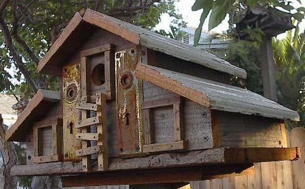 10 DIY recycled birdhouses you can build to show you care ...
