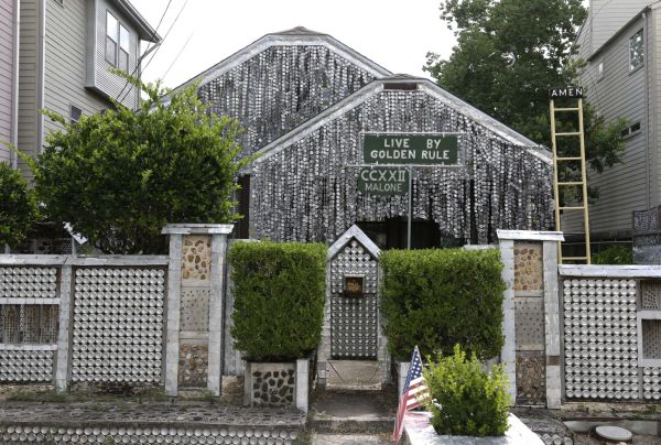 Beer Can House