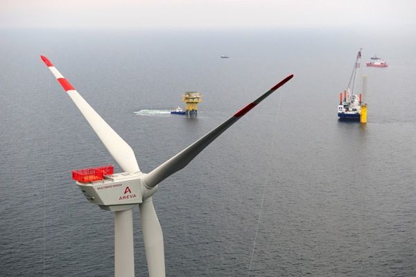 Die erste Offshore Windkraftanlage Deutschlands.