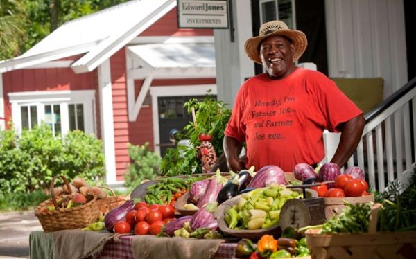 Farmers market vendor