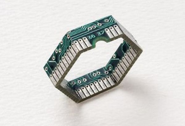 Recycled electronic jewelry