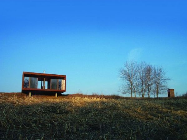 Alchemy Architects designed the “weeHouse