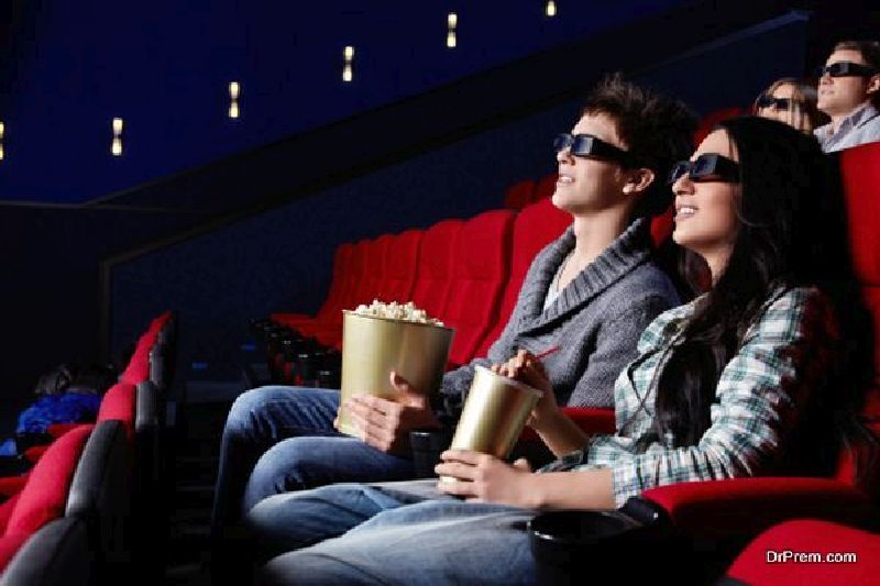 couple-watching-3d-movie