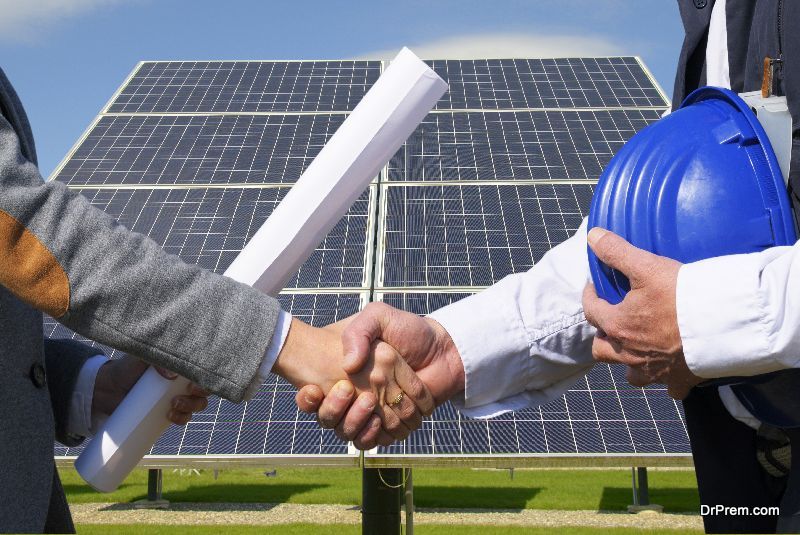 Google launches solar power service