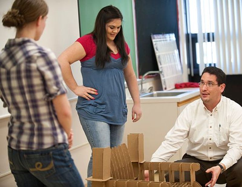 ISU students collaborate to build chairs from recycled cardboard