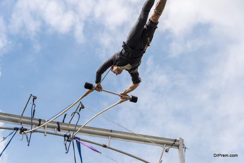 flying trapeze