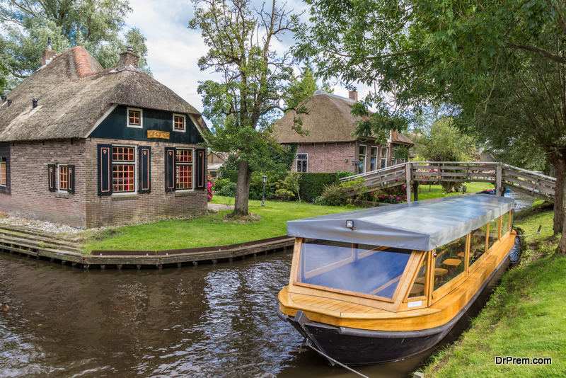 Giethoorn-The-Netherlands