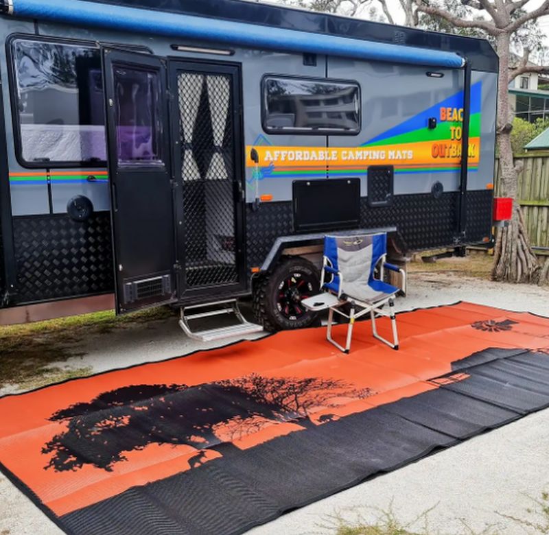 RV with Recycled mat