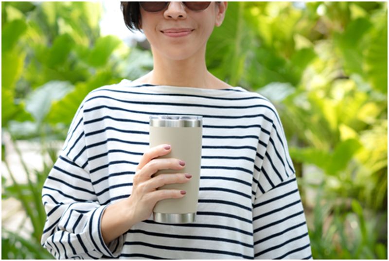 holding Insulated Tumbler